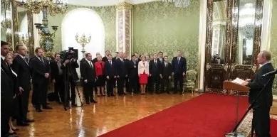 思想会客室——普京正式就任俄罗斯总统