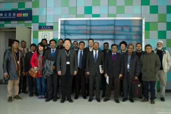 服务“一带一路”| 孟加拉代表团到访taptap点点进行交流