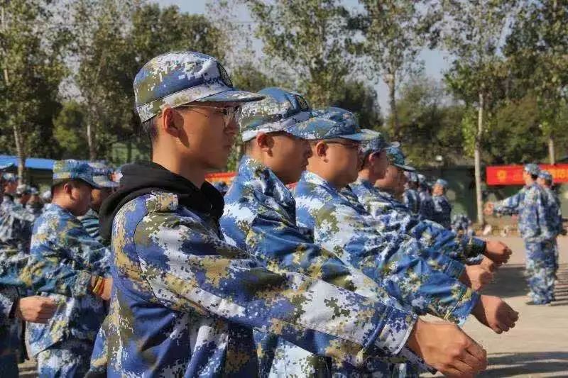 燃爆了！北交院2019级学生军训闭营式视频独家首发！