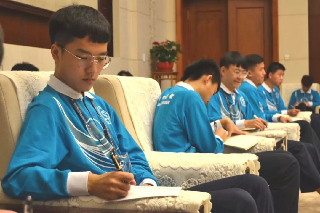 北交院榜样 | 10名师生将收获全新身份，是荣誉，更是信仰！