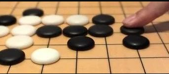 来了，五子棋比赛！