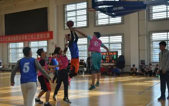 汽车车身工程系三对三篮球比赛！