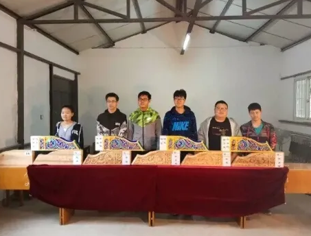 走进传统雕塑，传承工匠精神——北交院古建筑专业实训教学进行中！