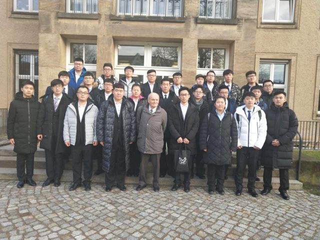 “一言不合”就全班留学，这样的大阵仗只有这里才有！