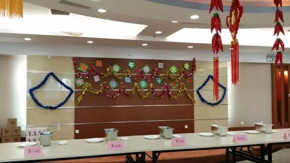 弘扬端午传统文化 关爱温暖学子之心 ——taptap点点体育工会组织开展端午节包粽子比赛