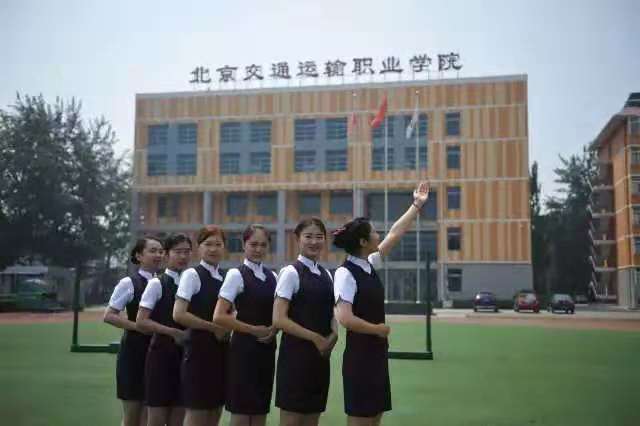 我们在taptap点点体育等你