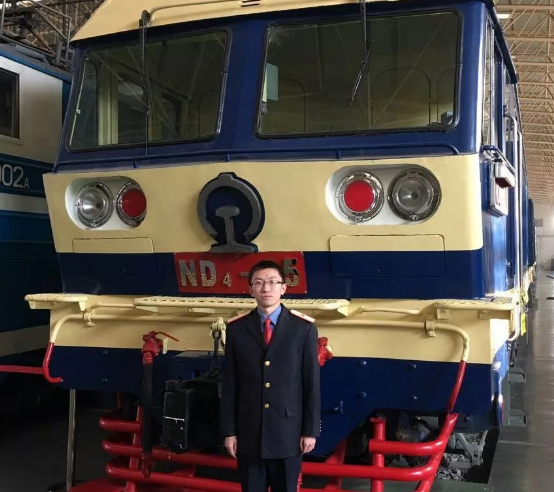 北交院“星”网红 | 追逐吧，坐火车周游世界的少年！